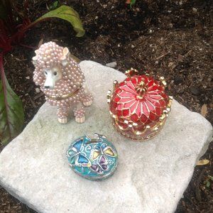 pill boxes enameled. all